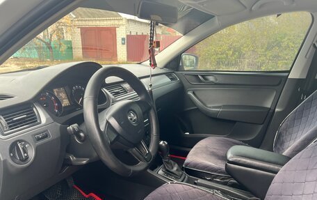 Skoda Rapid I, 2015 год, 900 000 рублей, 4 фотография