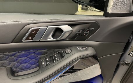 BMW X5 M, 2024 год, 16 000 000 рублей, 13 фотография