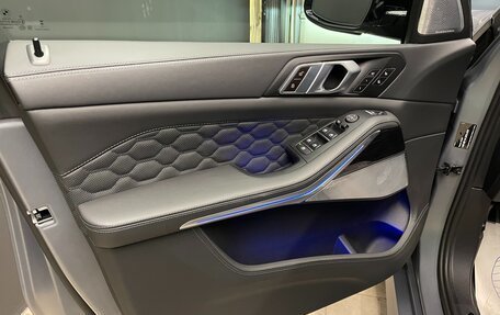 BMW X5 M, 2024 год, 16 000 000 рублей, 12 фотография