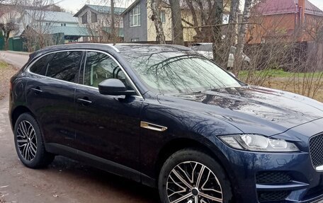 Jaguar F-Pace, 2018 год, 2 650 000 рублей, 4 фотография