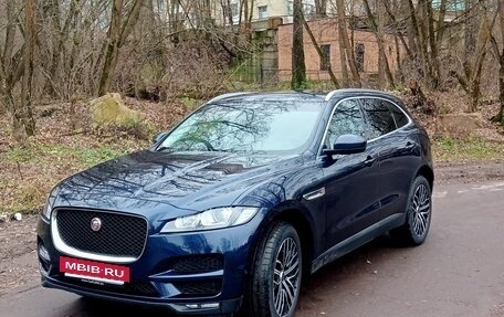 Jaguar F-Pace, 2018 год, 2 650 000 рублей, 2 фотография