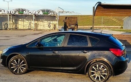 Opel Astra J, 2010 год, 700 000 рублей, 5 фотография