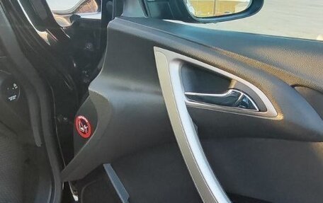 Opel Astra J, 2010 год, 700 000 рублей, 15 фотография