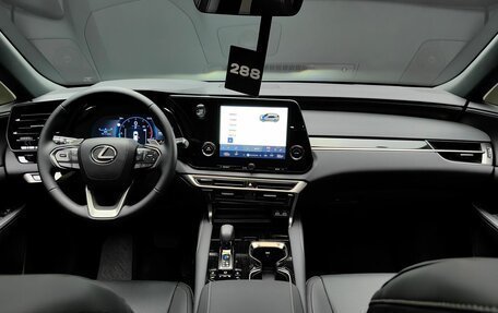 Lexus RX IV рестайлинг, 2025 год, 8 100 000 рублей, 16 фотография