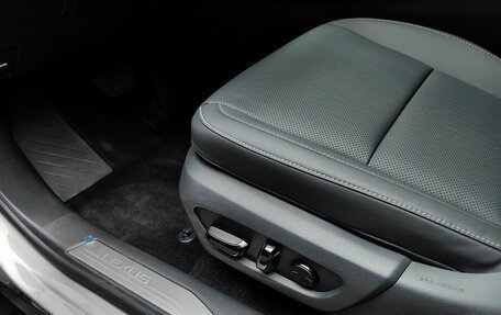 Lexus RX IV рестайлинг, 2025 год, 8 100 000 рублей, 34 фотография