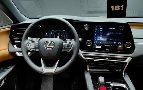 Lexus RX IV рестайлинг, 2025 год, 8 150 000 рублей, 16 фотография