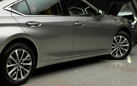 Lexus ES VII, 2025 год, 6 100 000 рублей, 10 фотография