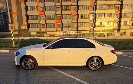Mercedes-Benz E-Класс, 2017 год, 3 199 000 рублей, 15 фотография