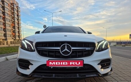 Mercedes-Benz E-Класс, 2017 год, 3 199 000 рублей, 3 фотография