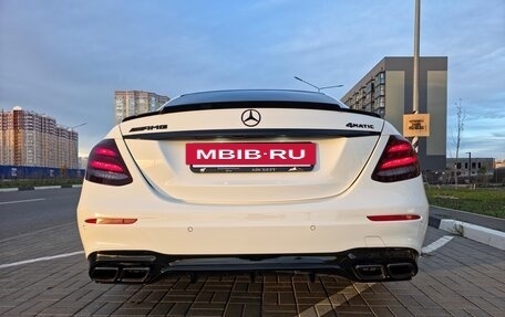 Mercedes-Benz E-Класс, 2017 год, 3 199 000 рублей, 12 фотография