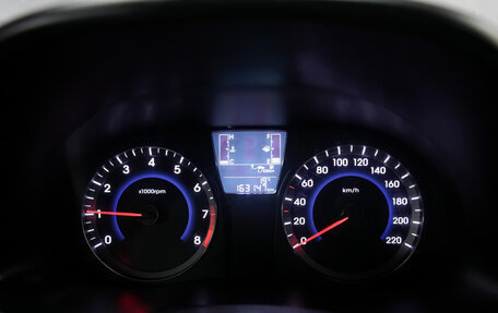 Hyundai Solaris II рестайлинг, 2014 год, 887 000 рублей, 14 фотография