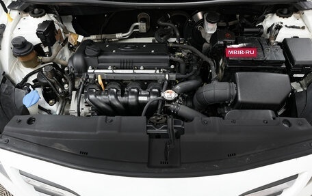 Hyundai Solaris II рестайлинг, 2014 год, 887 000 рублей, 20 фотография