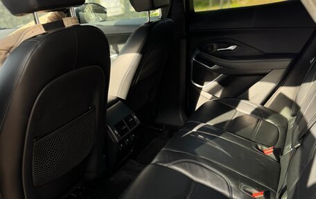 Jaguar E-Pace, 2018 год, 2 190 000 рублей, 8 фотография