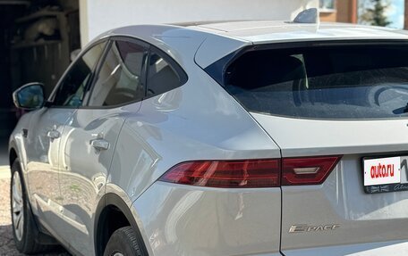 Jaguar E-Pace, 2018 год, 2 190 000 рублей, 16 фотография