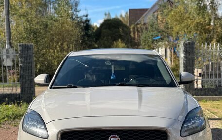 Jaguar E-Pace, 2018 год, 2 190 000 рублей, 21 фотография