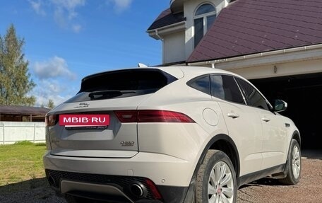 Jaguar E-Pace, 2018 год, 2 190 000 рублей, 18 фотография