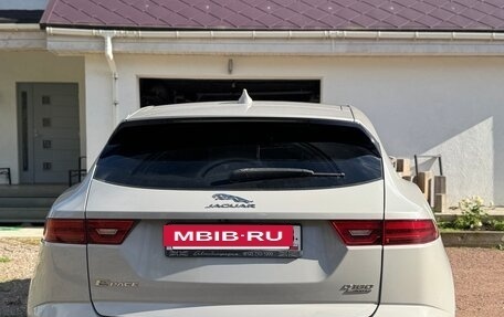 Jaguar E-Pace, 2018 год, 2 190 000 рублей, 17 фотография