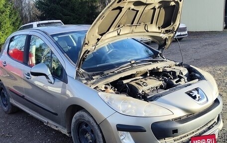 Peugeot 308 II, 2011 год, 295 000 рублей, 14 фотография