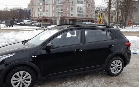 KIA Rio IV, 2018 год, 1 750 000 рублей, 2 фотография