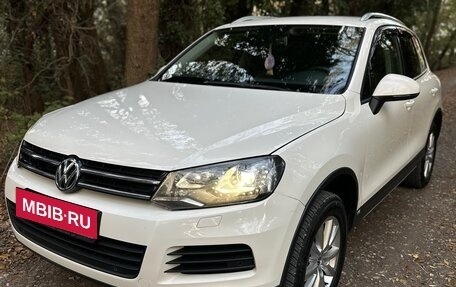 Volkswagen Touareg III, 2011 год, 2 150 000 рублей, 2 фотография
