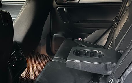 Volkswagen Touareg III, 2011 год, 2 150 000 рублей, 8 фотография