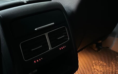 Volkswagen Touareg III, 2011 год, 2 150 000 рублей, 9 фотография