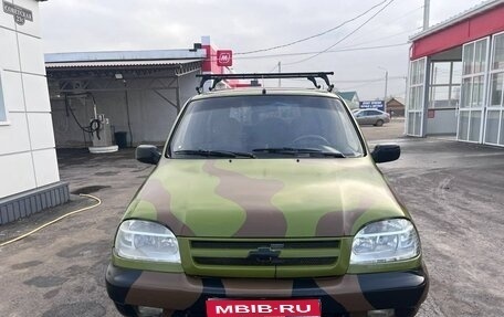 Chevrolet Niva I рестайлинг, 2005 год, 300 000 рублей, 1 фотография