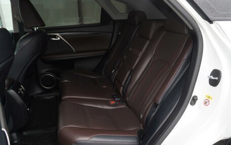 Lexus RX IV рестайлинг, 2019 год, 2 999 000 рублей, 13 фотография