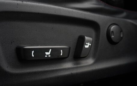 Lexus RX IV рестайлинг, 2019 год, 2 999 000 рублей, 16 фотография