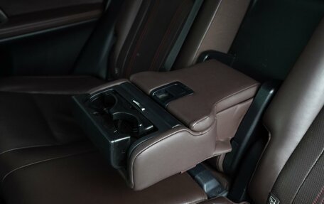 Lexus RX IV рестайлинг, 2019 год, 2 999 000 рублей, 17 фотография