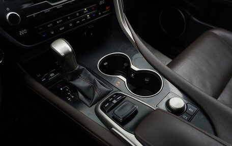 Lexus RX IV рестайлинг, 2019 год, 2 999 000 рублей, 27 фотография