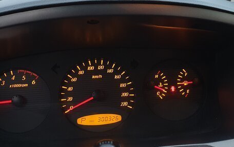 SsangYong Kyron I, 2011 год, 600 000 рублей, 17 фотография