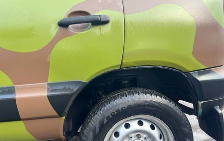 Chevrolet Niva I рестайлинг, 2005 год, 300 000 рублей, 20 фотография