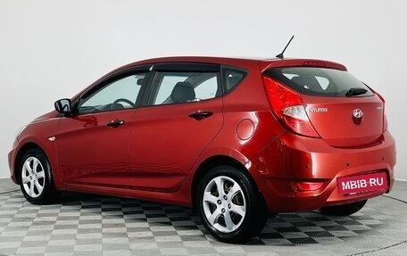 Hyundai Solaris II рестайлинг, 2014 год, 950 000 рублей, 3 фотография