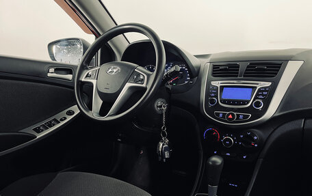 Hyundai Solaris II рестайлинг, 2014 год, 950 000 рублей, 13 фотография