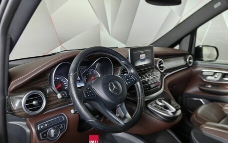 Mercedes-Benz V-Класс, 2018 год, 4 590 000 рублей, 19 фотография