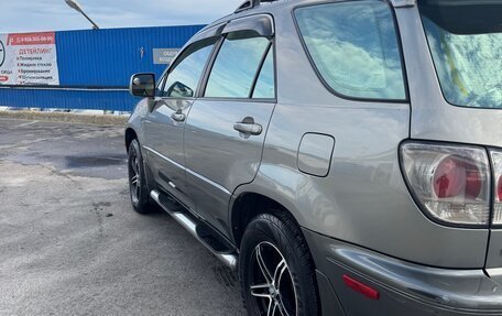 Lexus RX IV рестайлинг, 2002 год, 1 000 000 рублей, 4 фотография