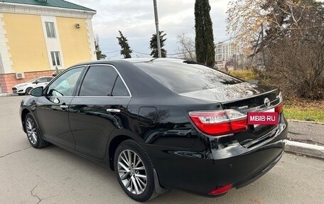 Toyota Camry, 2016 год, 1 900 000 рублей, 8 фотография