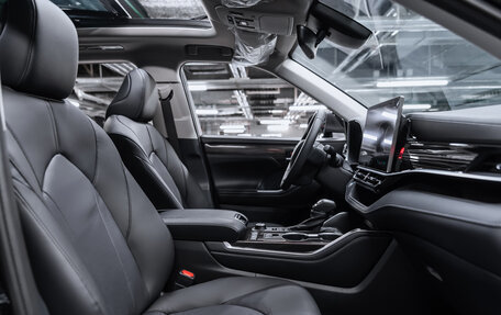 Toyota Highlander, 2025 год, 5 900 000 рублей, 17 фотография