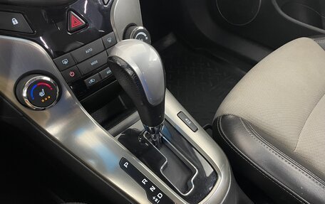 Chevrolet Cruze II, 2013 год, 700 000 рублей, 16 фотография