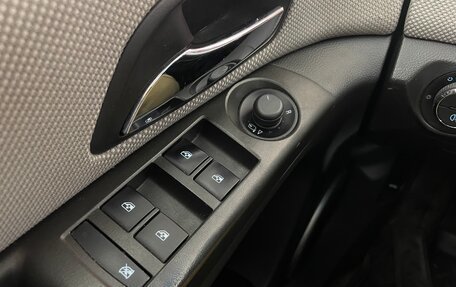 Chevrolet Cruze II, 2013 год, 700 000 рублей, 17 фотография