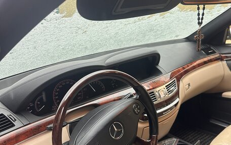 Mercedes-Benz S-Класс, 2006 год, 1 200 000 рублей, 1 фотография