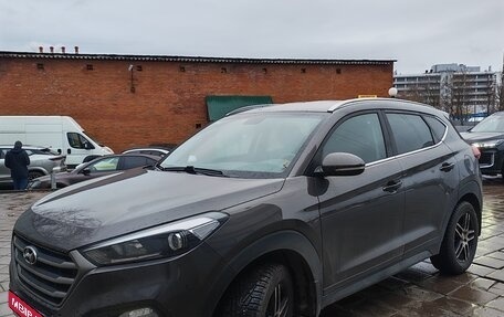 Hyundai Tucson III, 2018 год, 2 350 000 рублей, 1 фотография