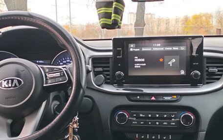 KIA cee'd III, 2020 год, 1 200 000 рублей, 5 фотография