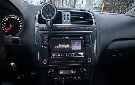 Volkswagen Polo VI (EU Market), 2018 год, 1 200 000 рублей, 20 фотография