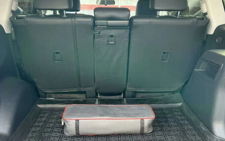 Toyota Land Cruiser Prado 150 рестайлинг 2, 2021 год, 5 490 000 рублей, 9 фотография