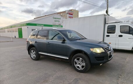 Volkswagen Touareg III, 2007 год, 645 000 рублей, 2 фотография