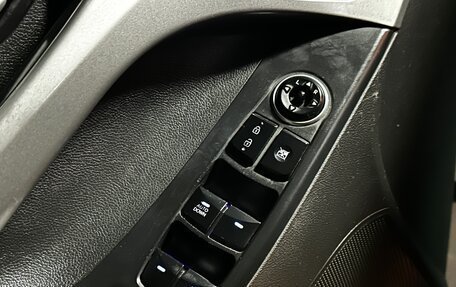 Hyundai Elantra V, 2013 год, 850 000 рублей, 18 фотография