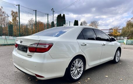Toyota Camry, 2017 год, 2 200 000 рублей, 6 фотография