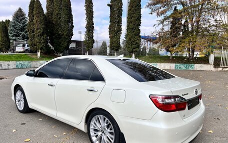 Toyota Camry, 2017 год, 2 200 000 рублей, 4 фотография